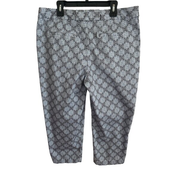 Dockers Blue & Black Plaid Print Capri’s, Size 12 - Picture 2 of 7